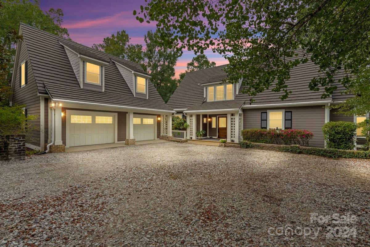2884 Lake Road
