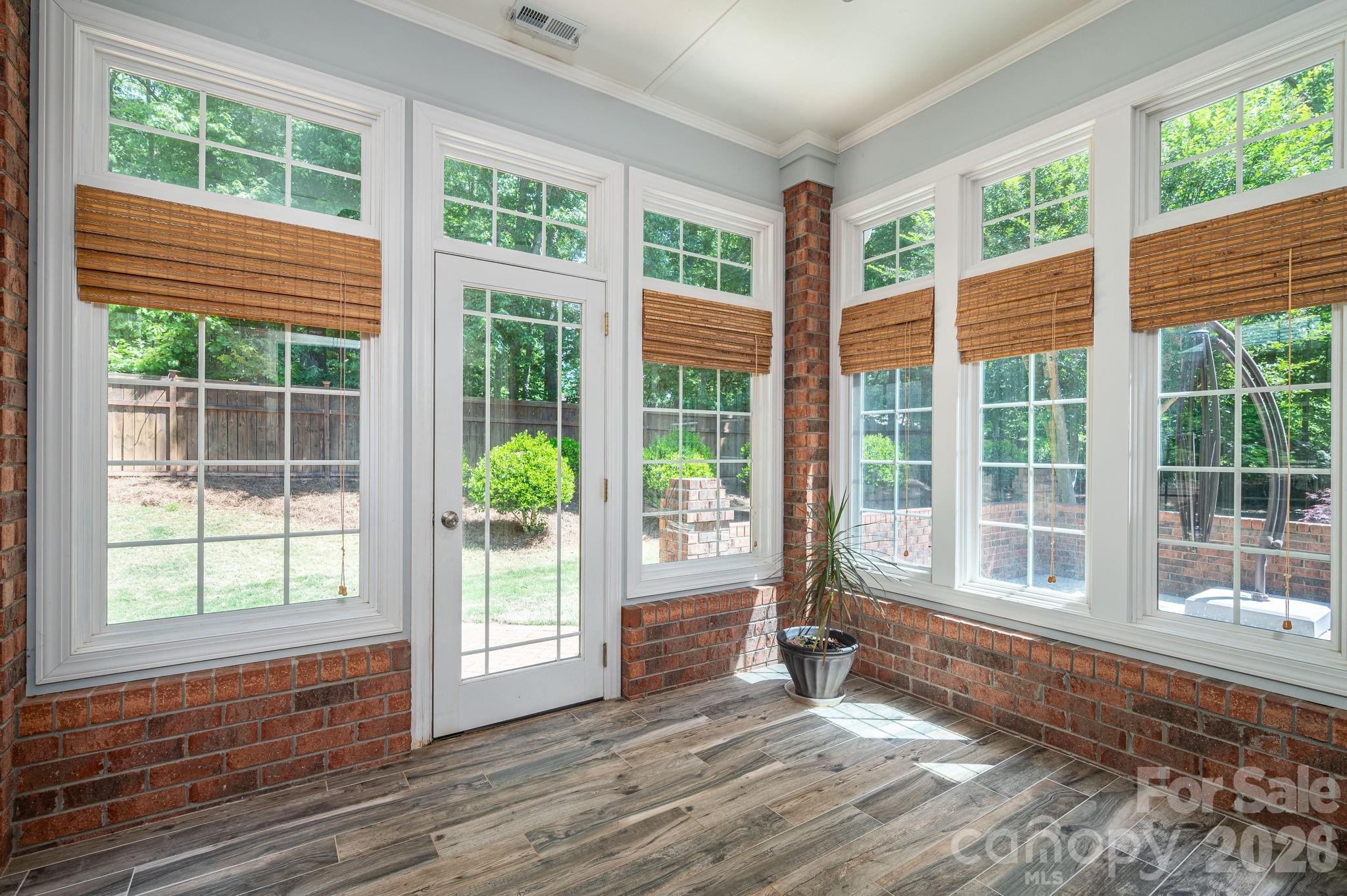 Hickory Lane - Residential