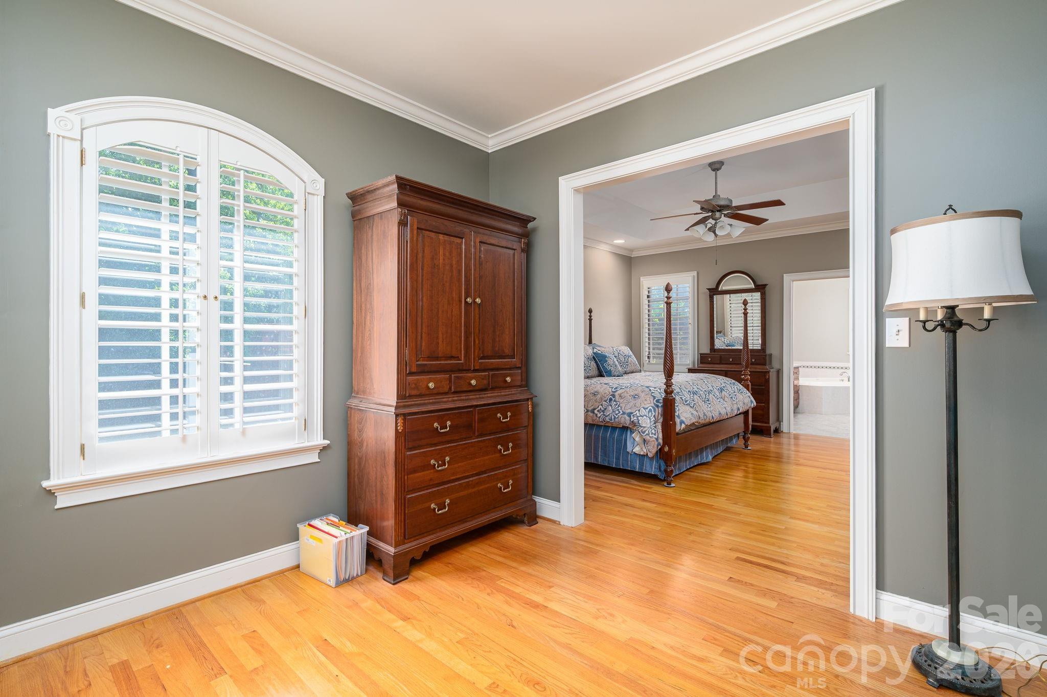 Hickory Lane - Residential