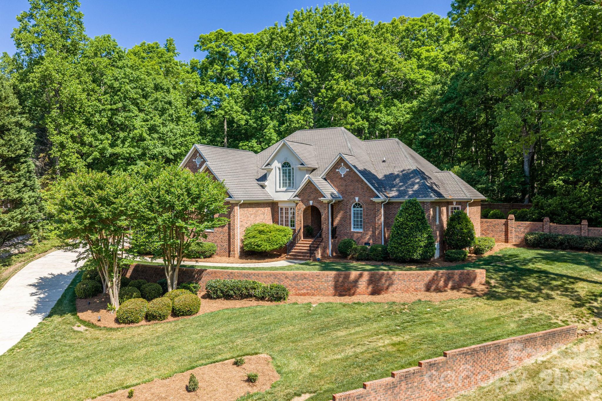 Hickory Lane - Residential