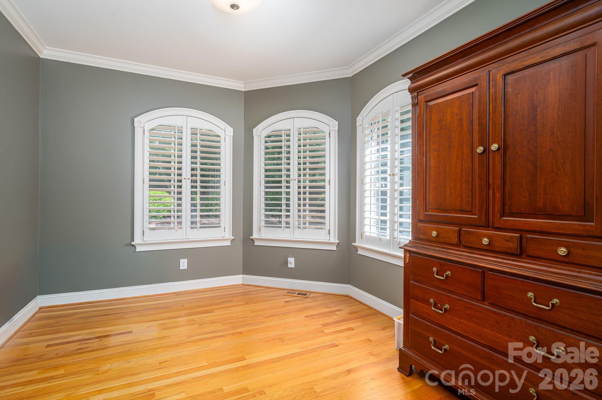 Hickory Lane - Residential