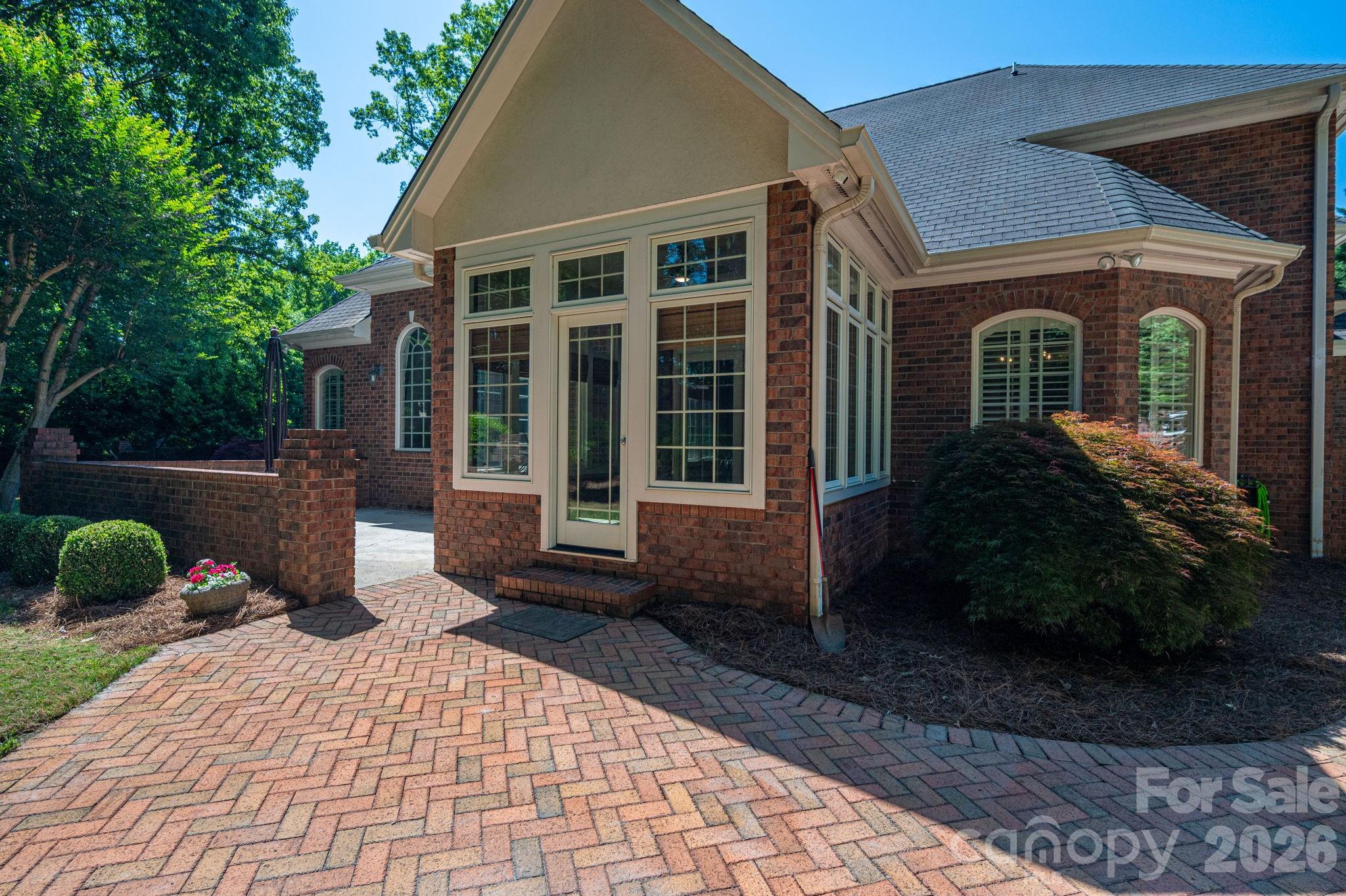 Hickory Lane - Residential