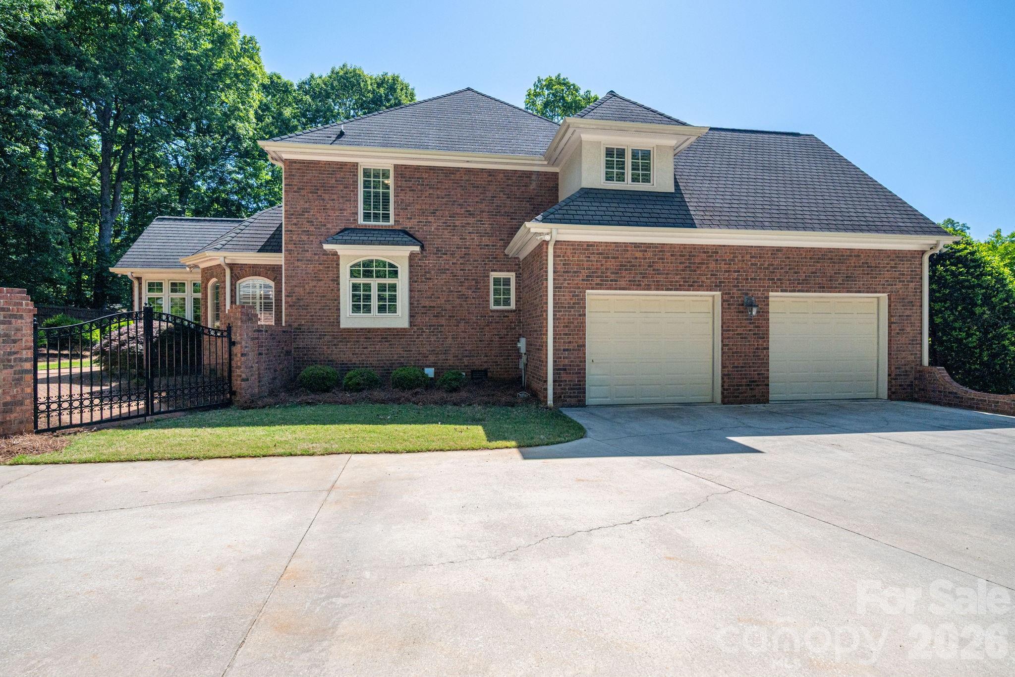 Hickory Lane - Residential