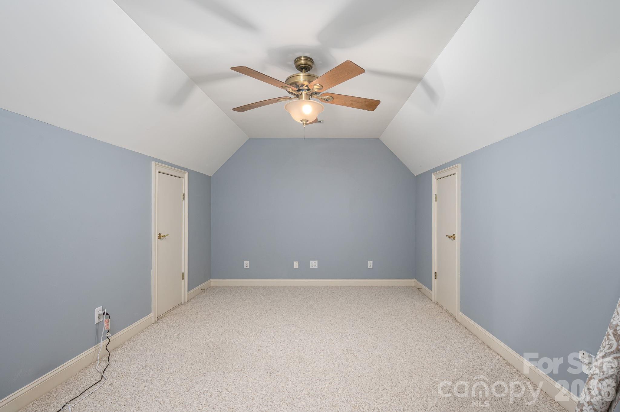 Hickory Lane - Residential