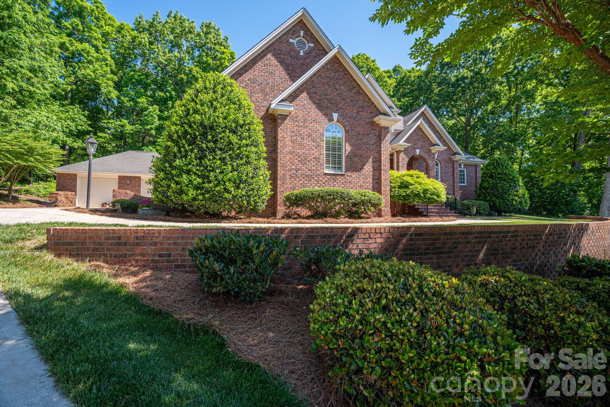 Hickory Lane - Residential