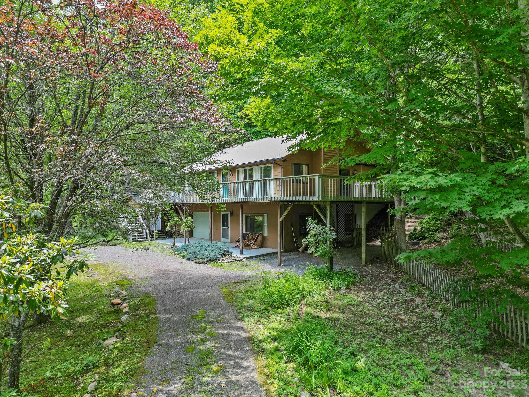 Photo 1 of 46 — 97 Rainbow Lane, Burnsville, NC 28714