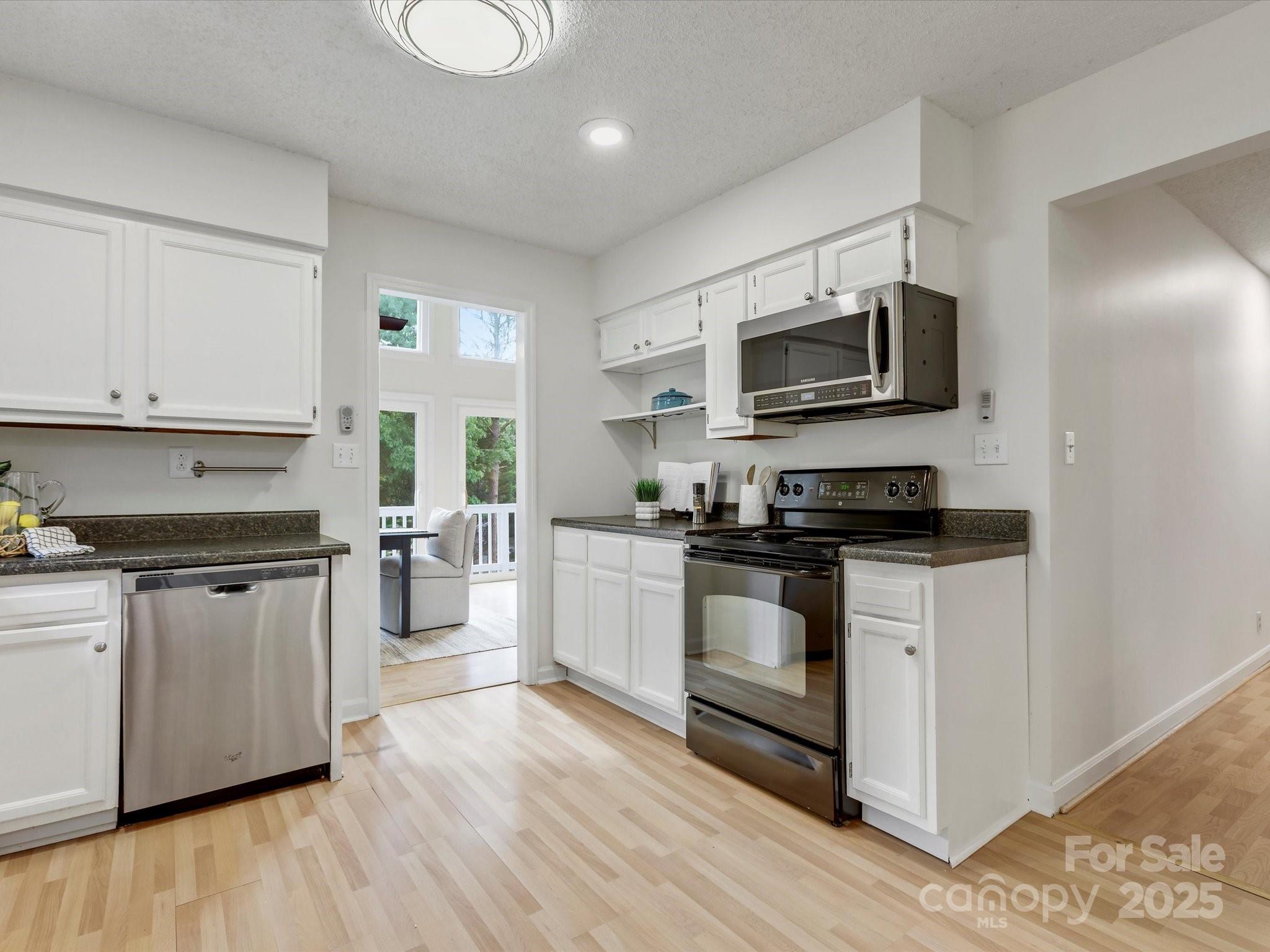 Tega Cay - Residential