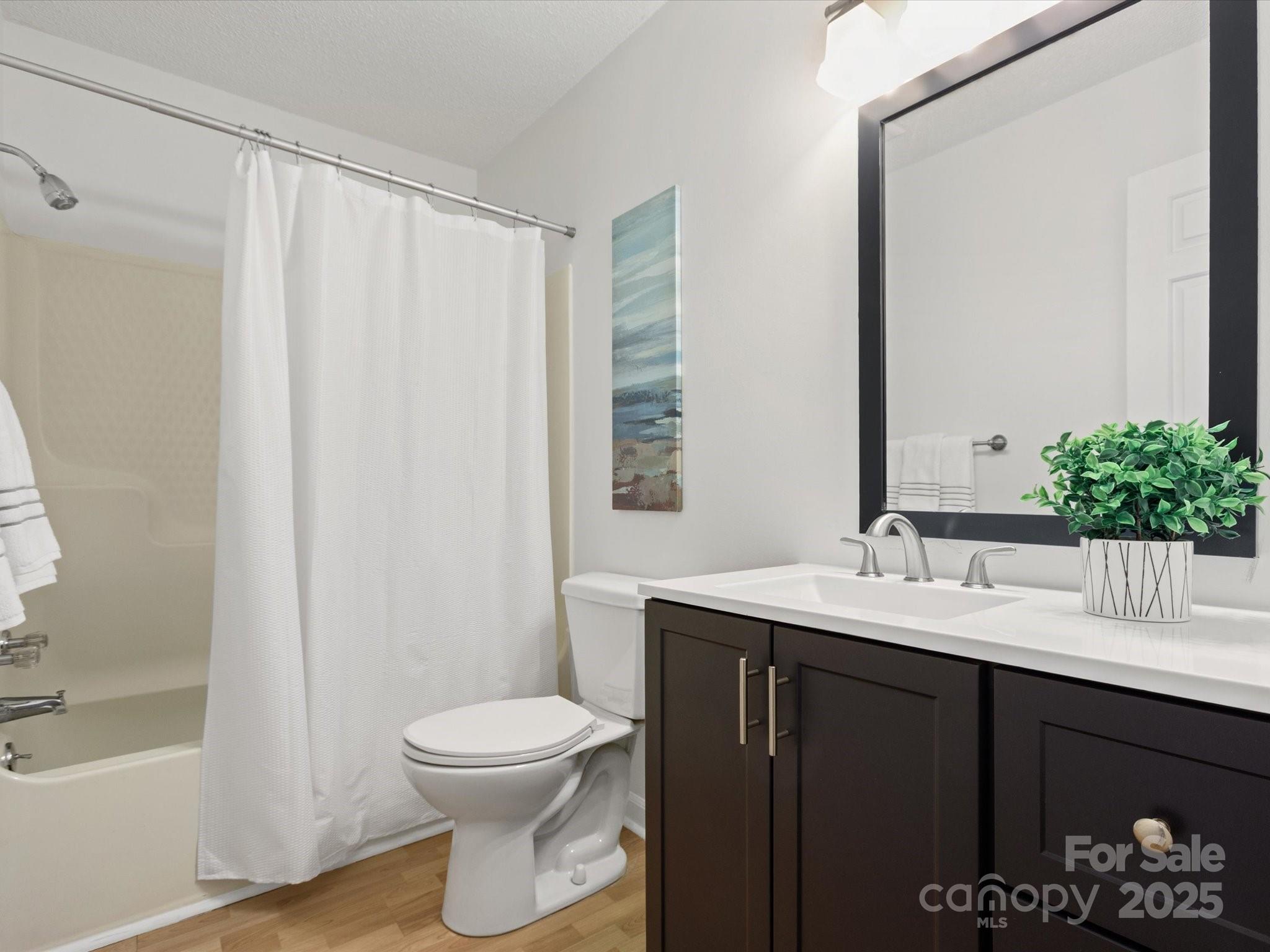 Tega Cay - Residential