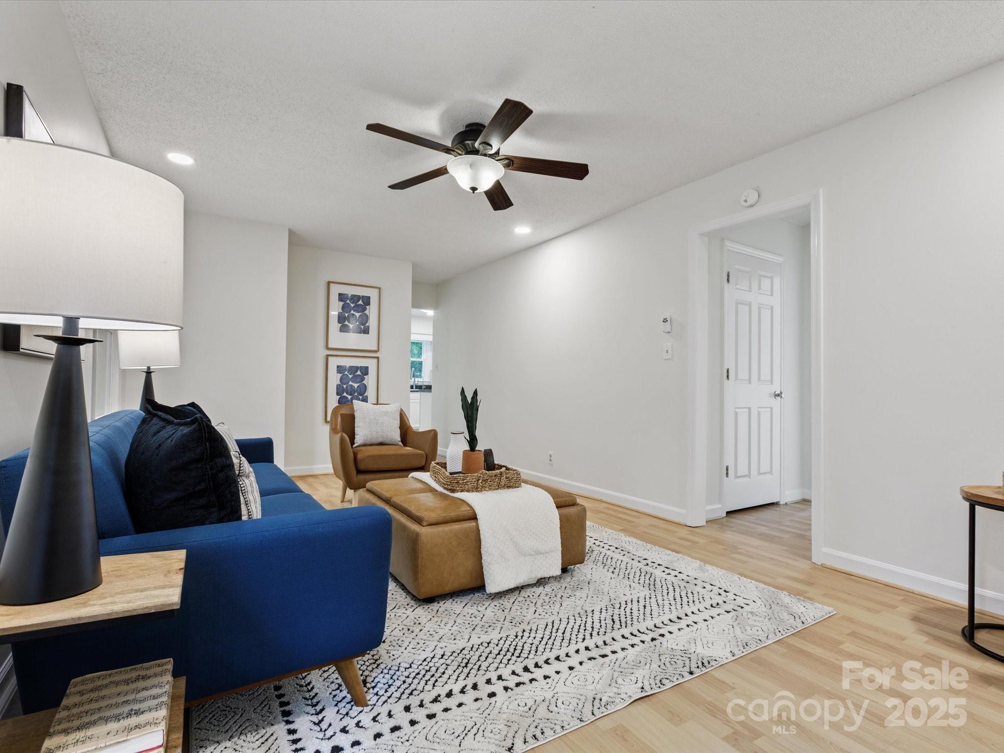 Tega Cay - Residential