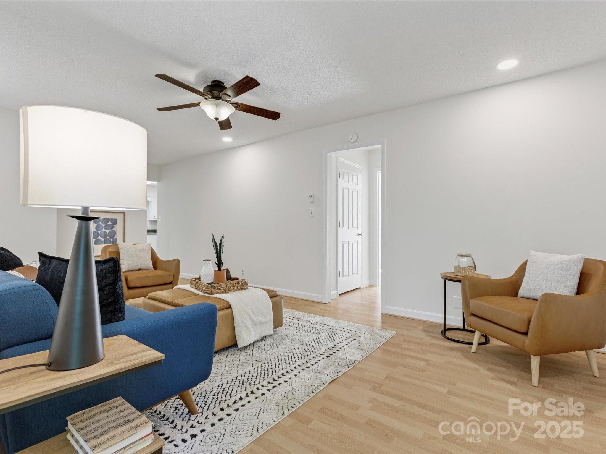 Tega Cay - Residential