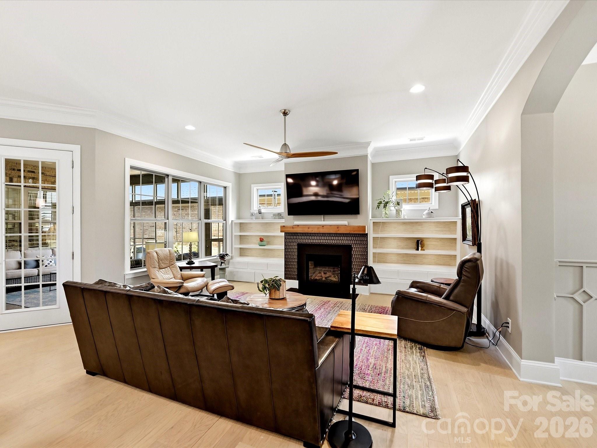 5008 Vita Way
