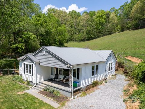 19 Mclean Road Weaverville NC 28787