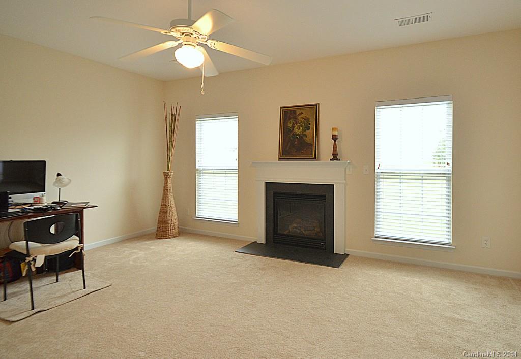 Old Stone Crossing - Residential