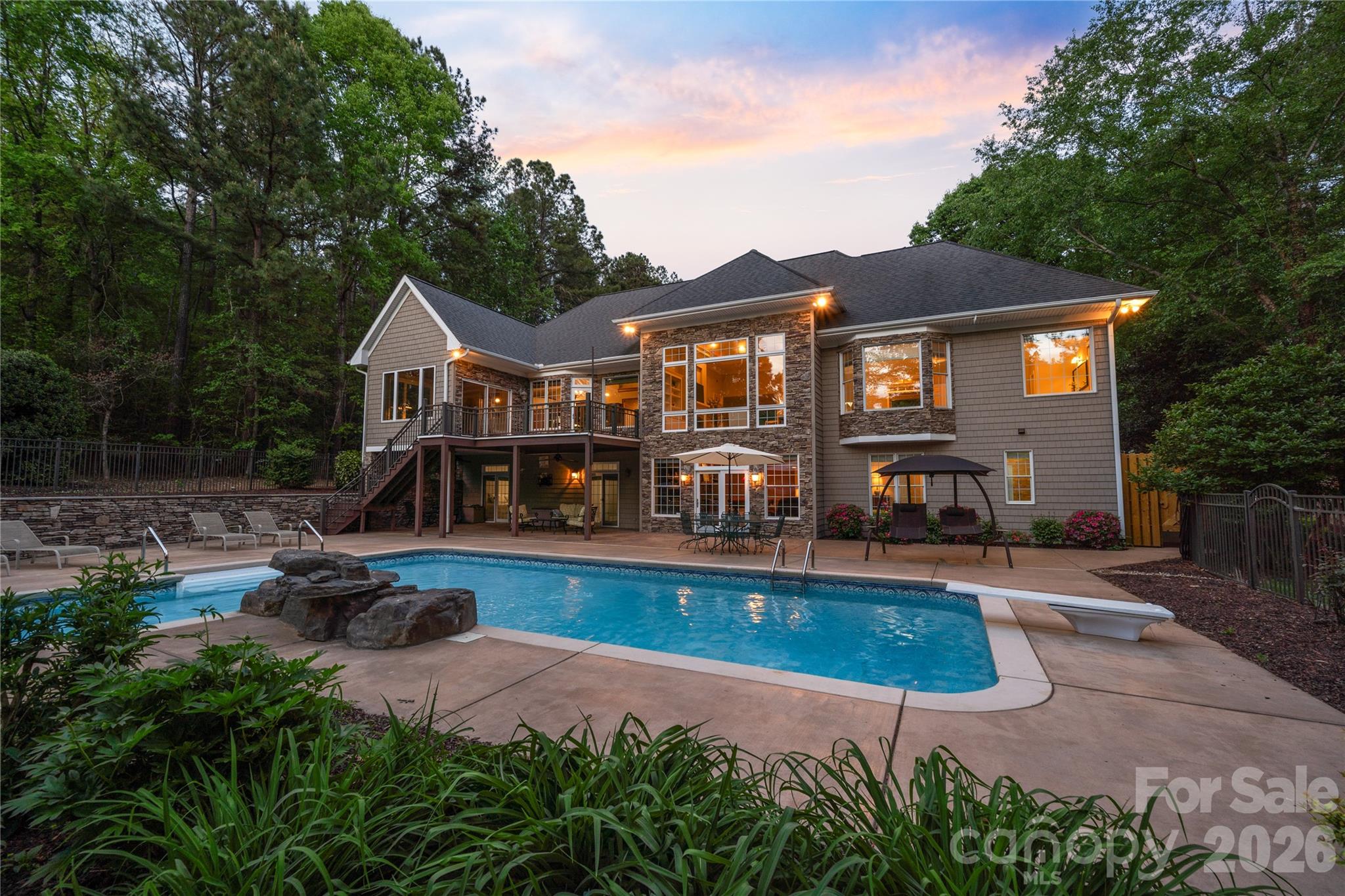 1549 Lillys Bridge Road