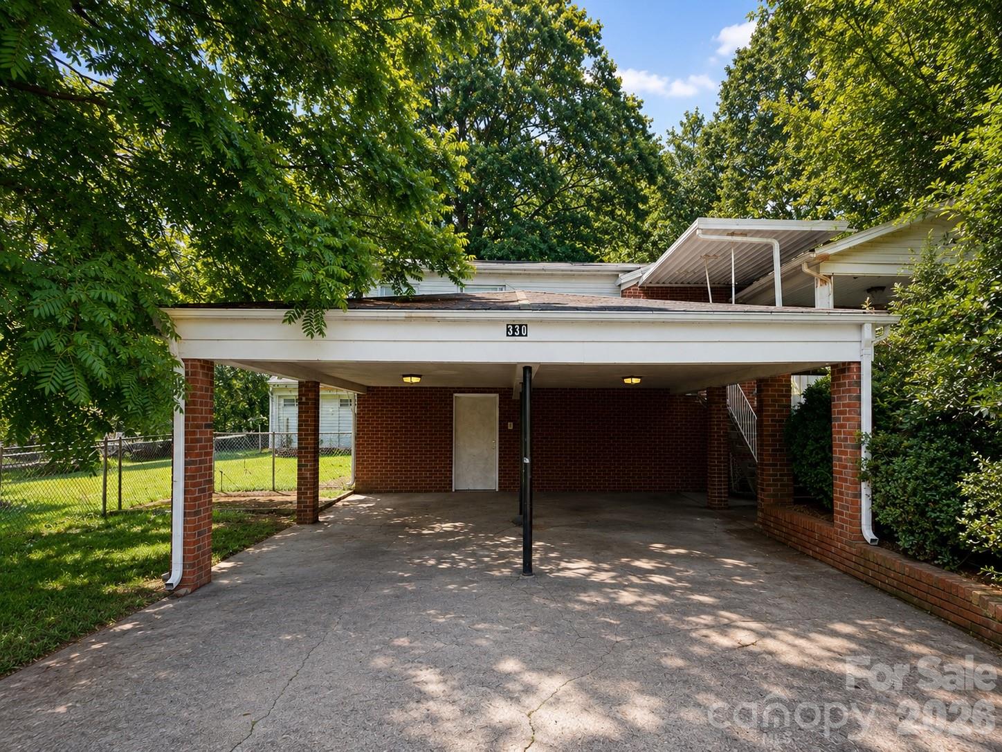 330 W 27th Street