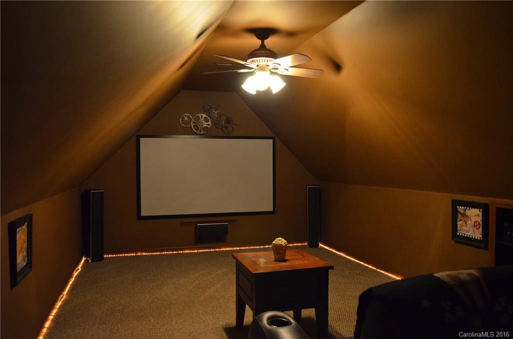 Creekwood - Residential