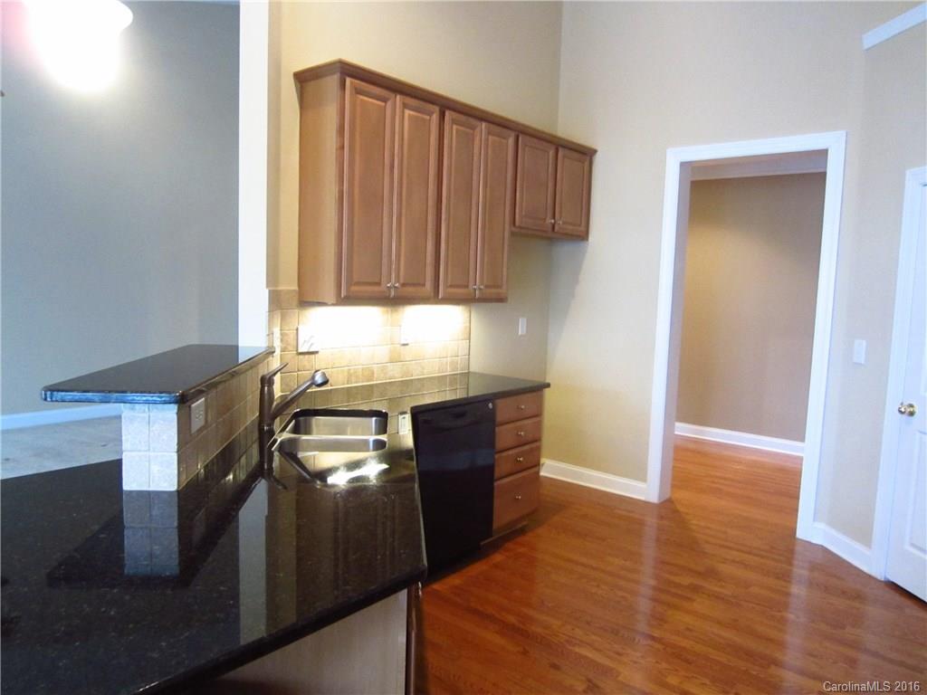 Amber Leigh - Residential Lease