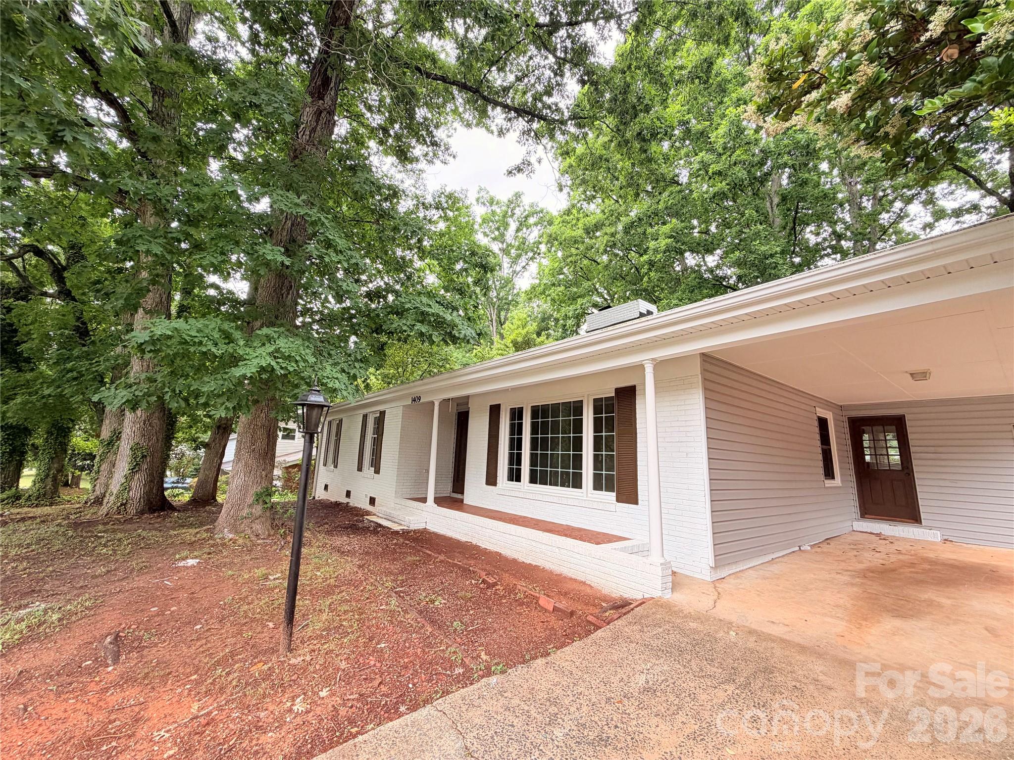 1409 Woodberry Road