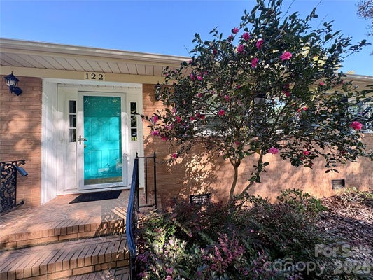 122 CHANTICLEER CT, CHARLOTTE, NC 28214 - Image 7f7b49b6a689e99ae2b75b040b5ad62f/1756495022