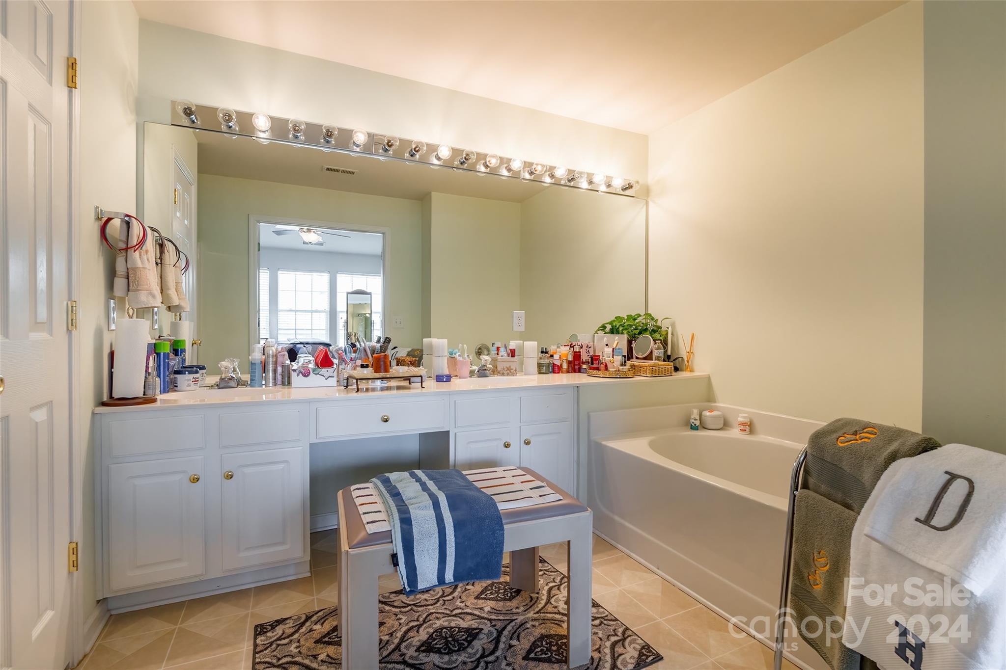 Beverly Crest - Residential