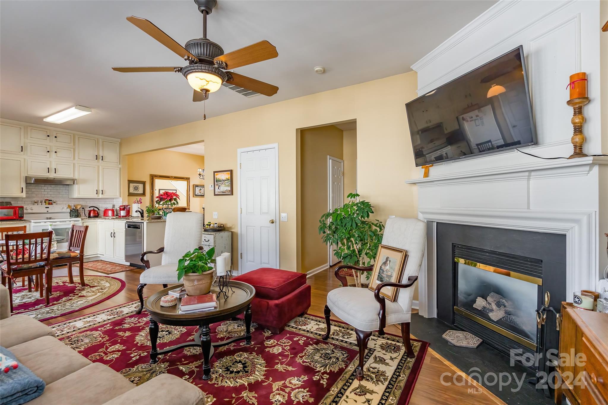 Beverly Crest - Residential