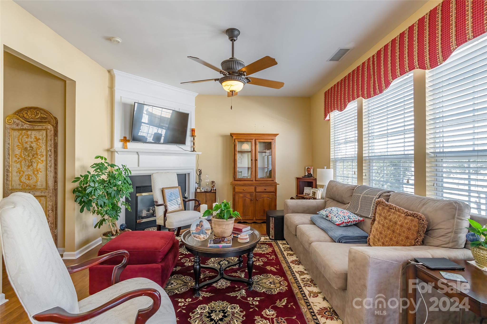 Beverly Crest - Residential