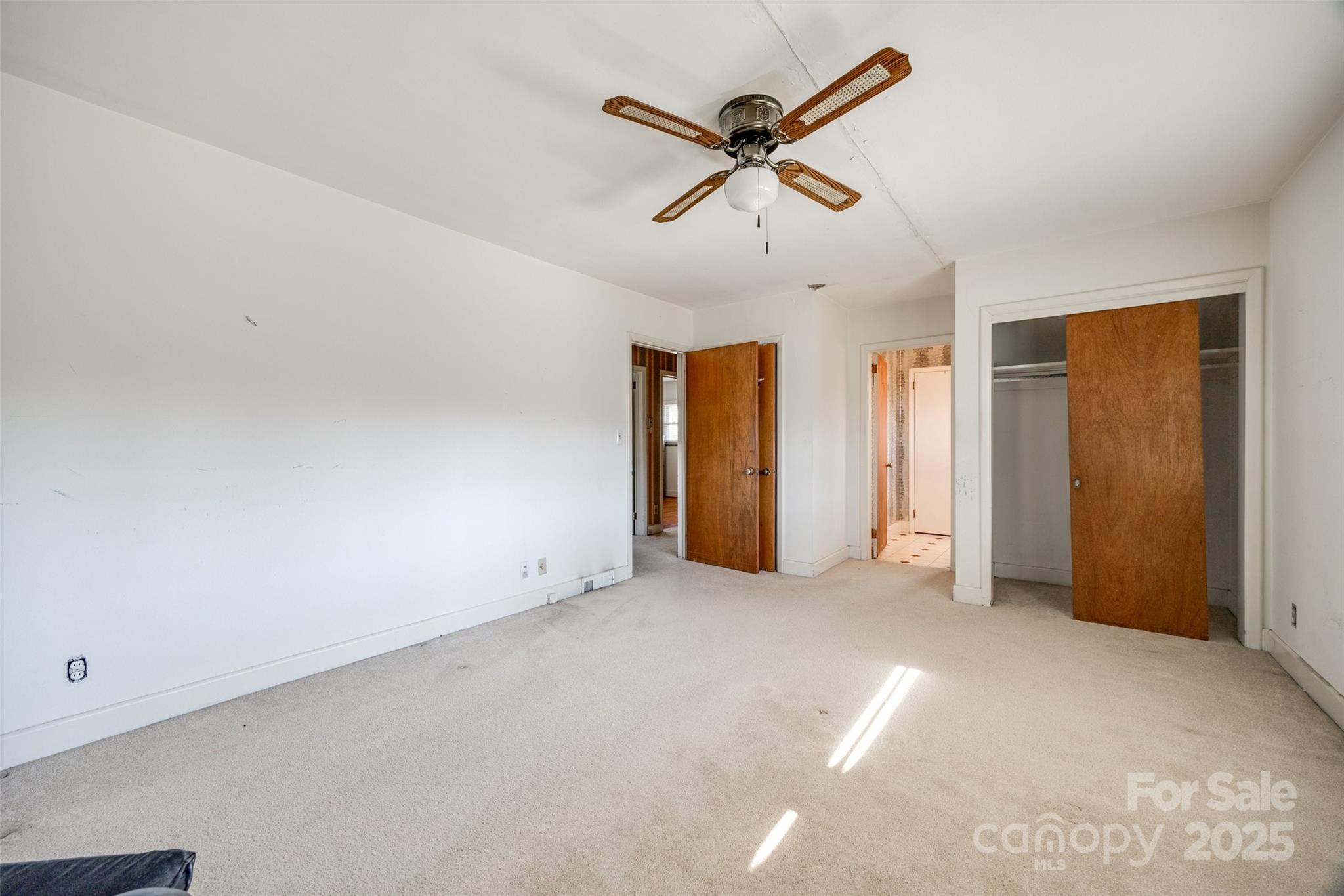 Town And Country Estates - Residential