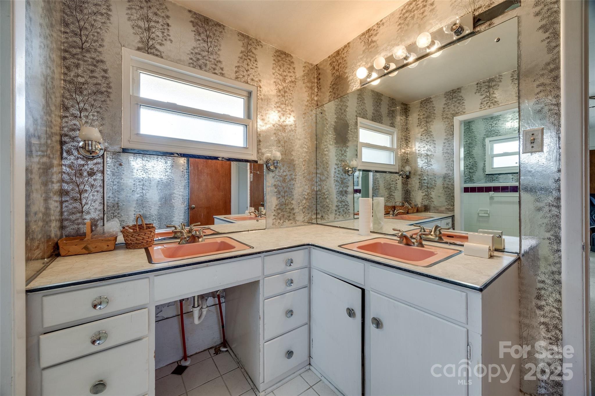 Town And Country Estates - Residential