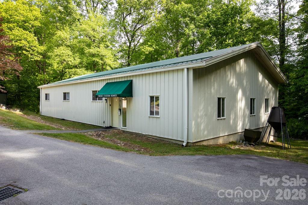 4204 Greenville Highway
