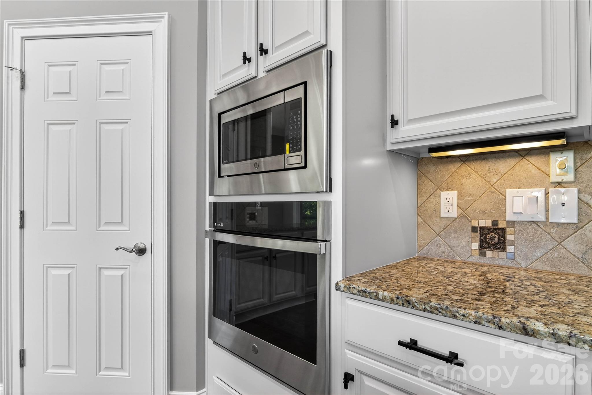 Pinnacle Shores - Residential