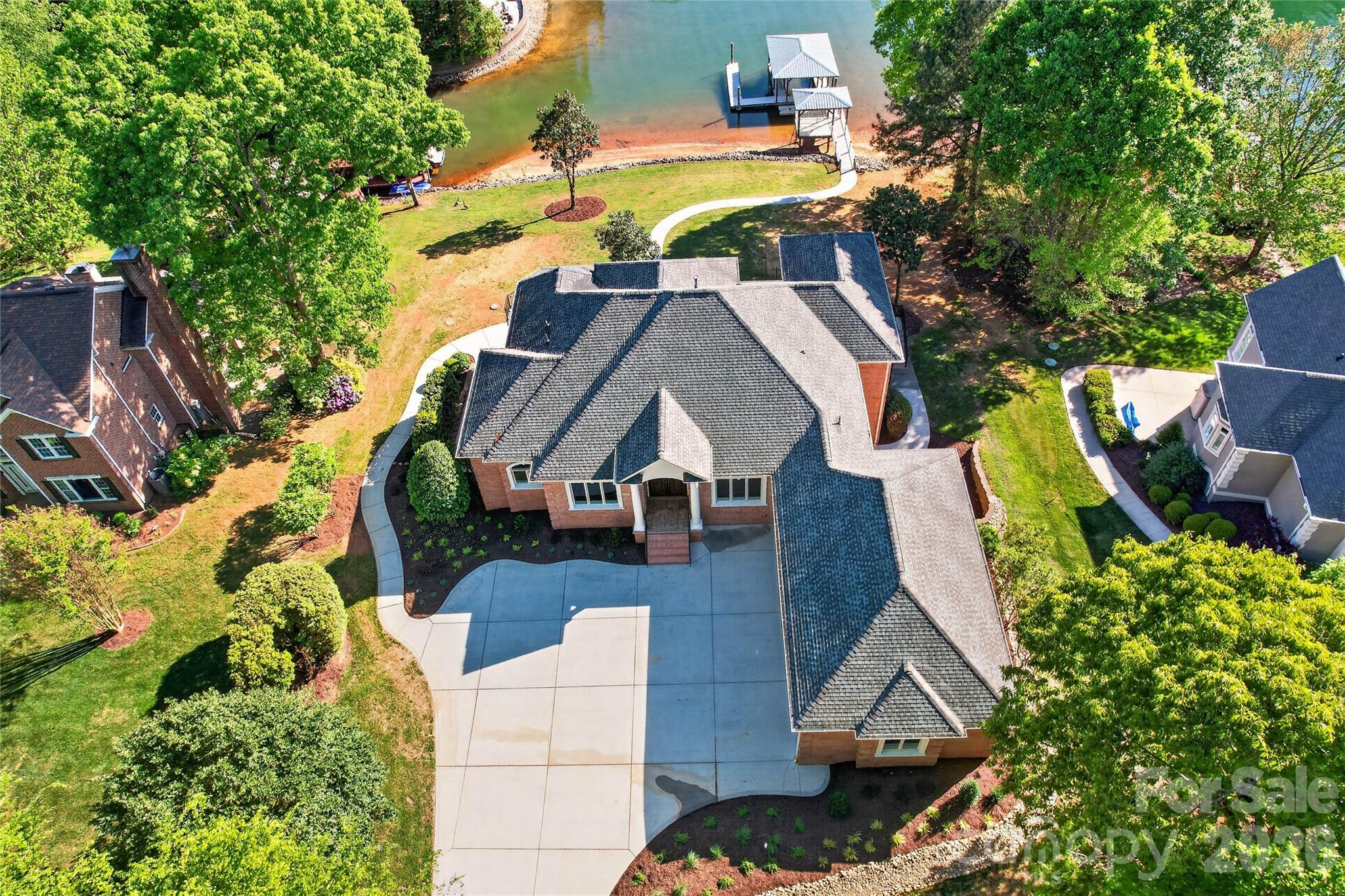 Pinnacle Shores - Residential