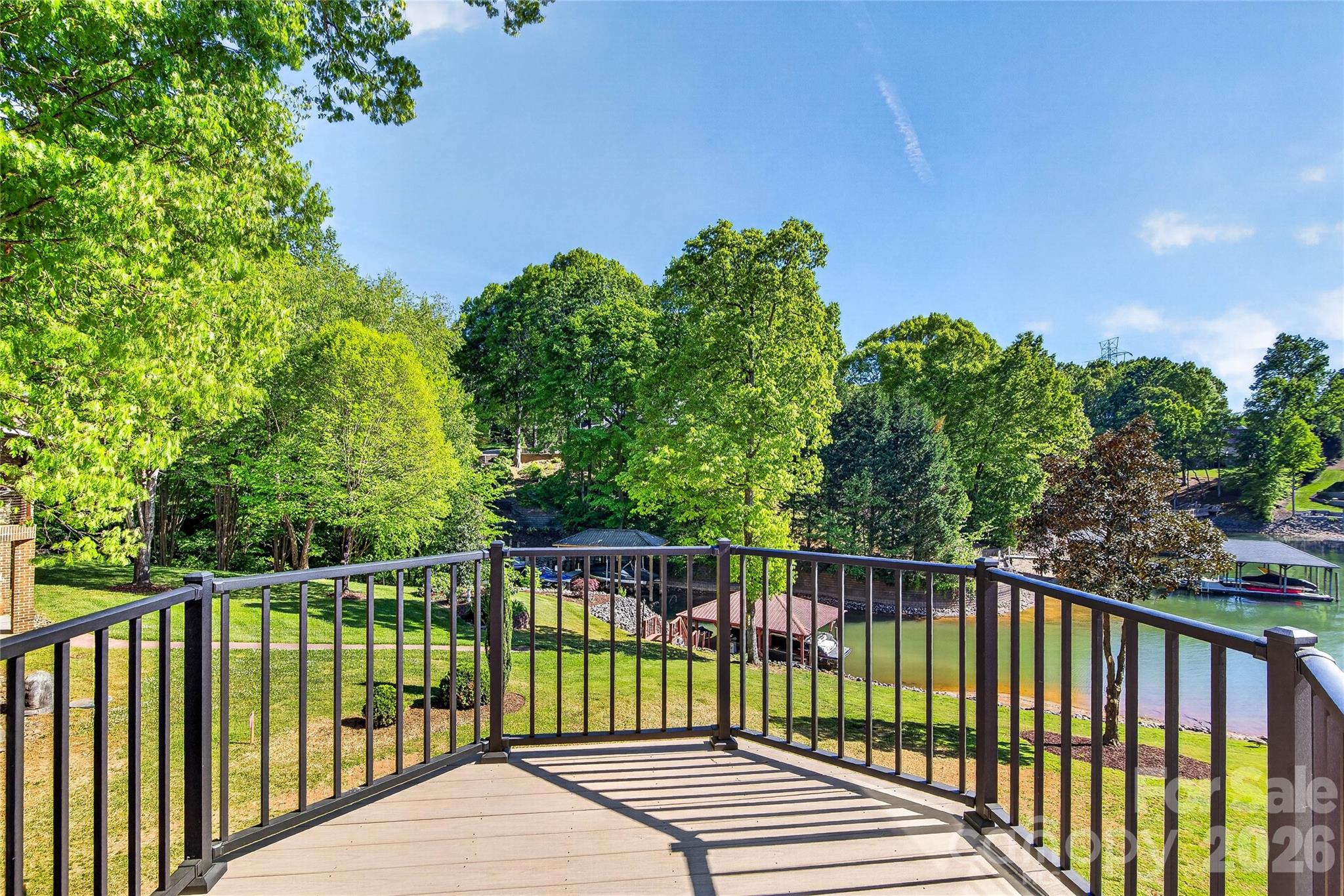 Pinnacle Shores - Residential