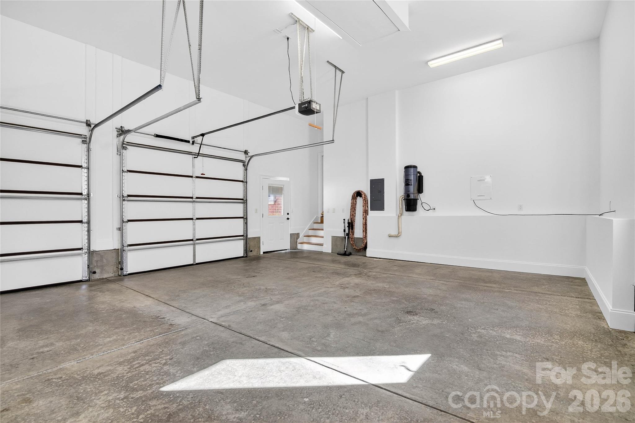 Pinnacle Shores - Residential