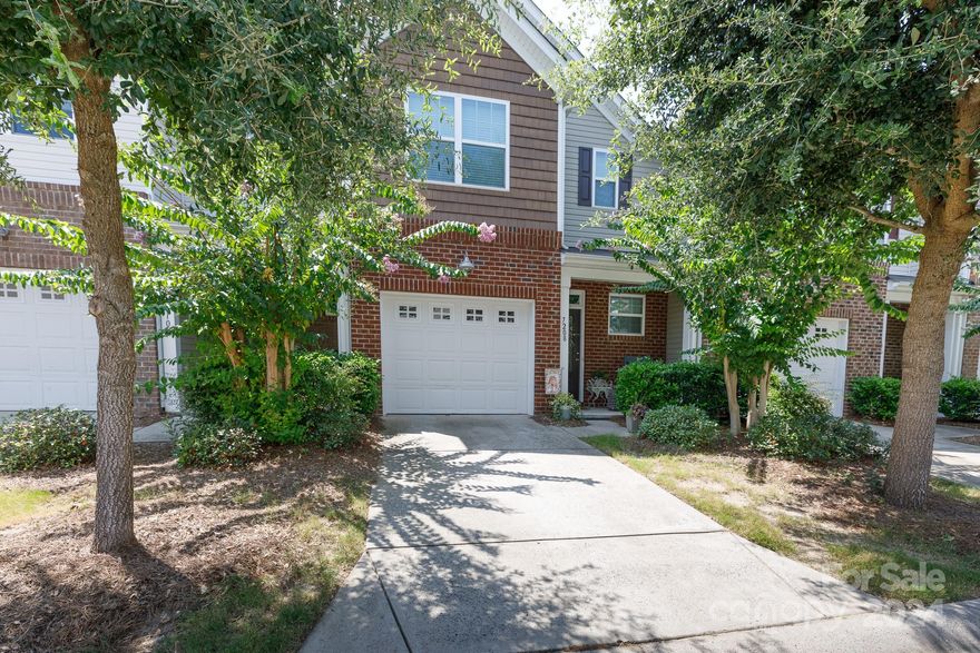 Welcome to this inviting 3-bedroom, 2.5-bath townhome located in The Woodlands. The open floorplan seamlessly connects the spacious great room, complete with a cozy gas log fireplace, to the modern kitchen, which boasts a work island with a breakfast bar, a large pantry, and stainless steel appliances, including a gas range. The primary suite is a true retreat with its tray ceiling, garden tub, separate tiled shower, dual sinks, and walk-in closet. Enjoy outdoor living with a charming front porch, and a privacy fenced backyard. You also have an attached garage, and a private driveway for added convenience. Plus there is an amazing community pool where you can spend your summers!