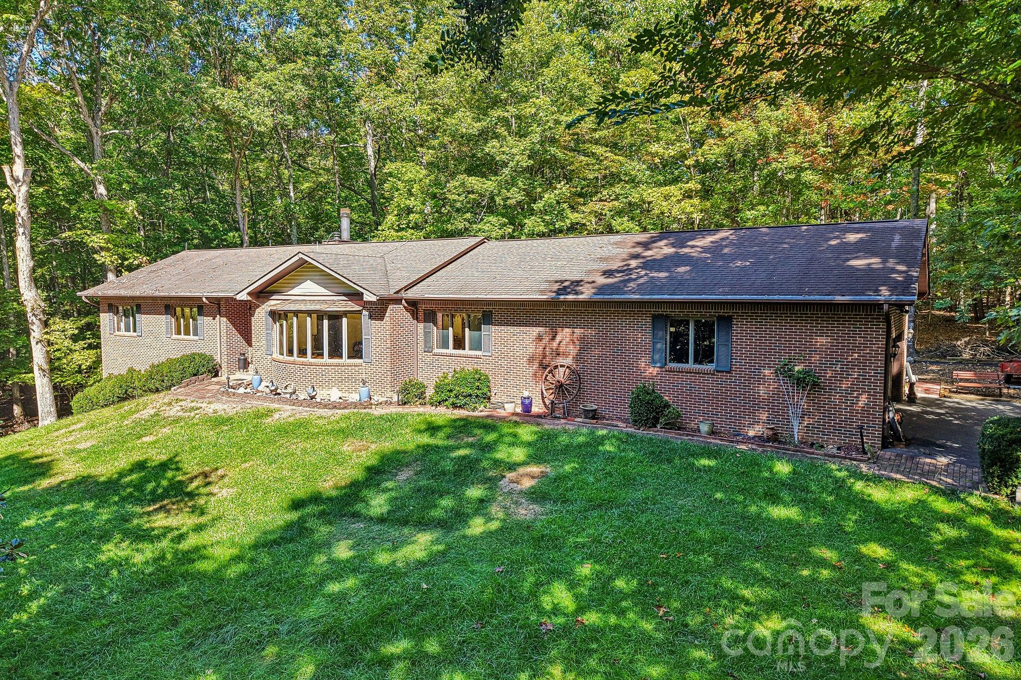 198 Woods End Drive