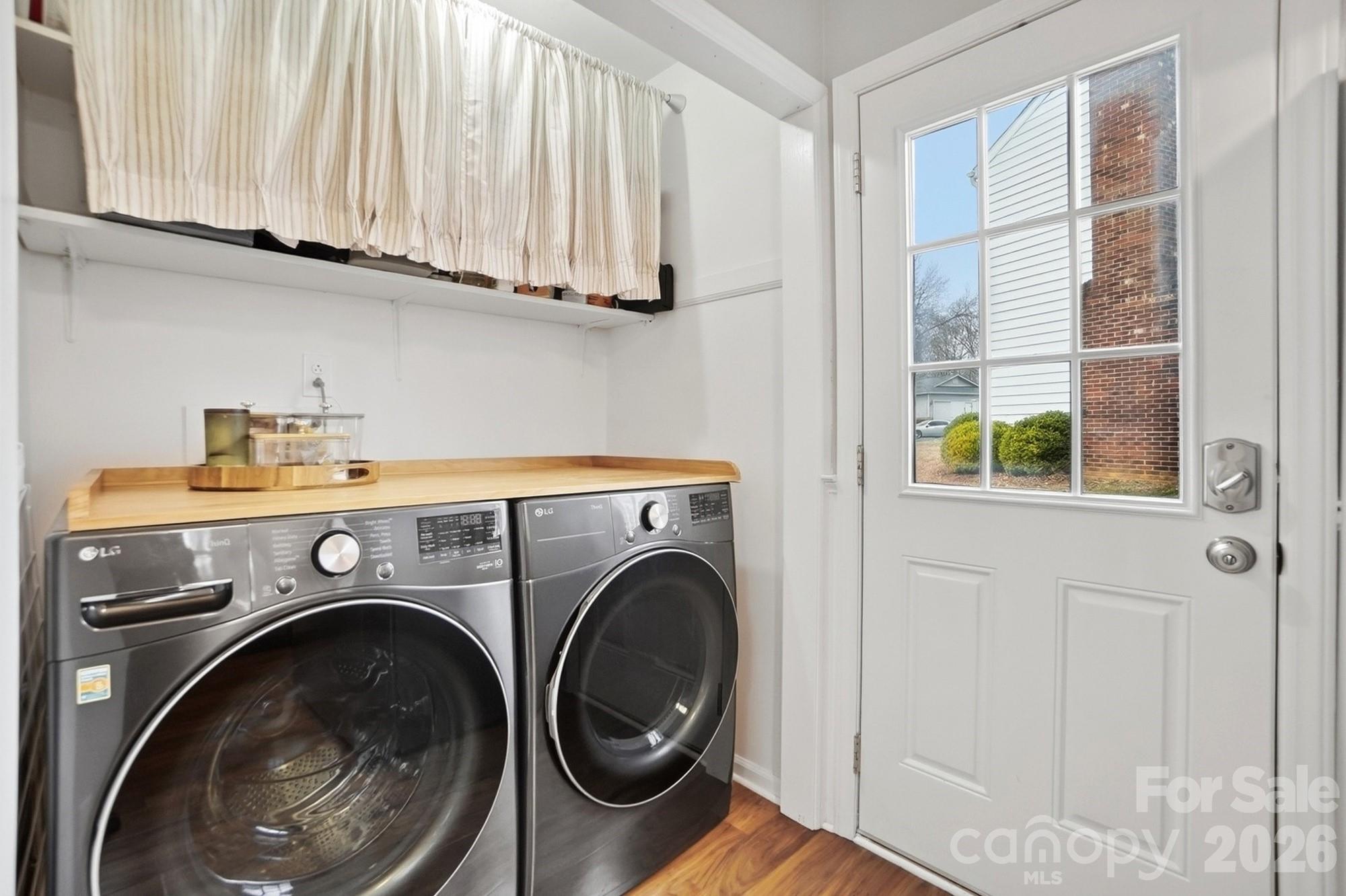 Wood Hollow - Residential