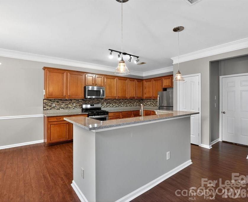 3114 Less Traveled Trail