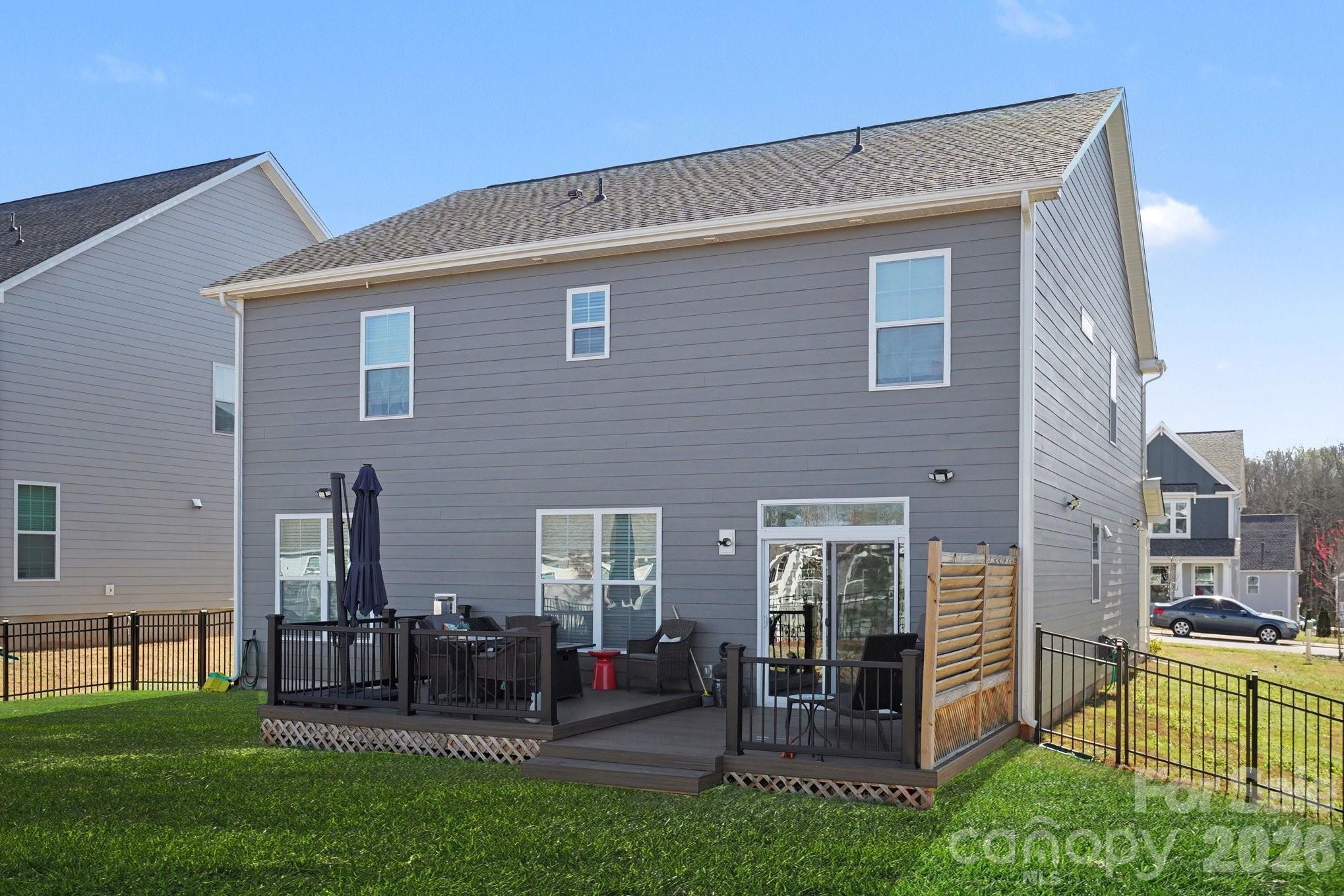 Falls Cove at Lake Norman - Residential