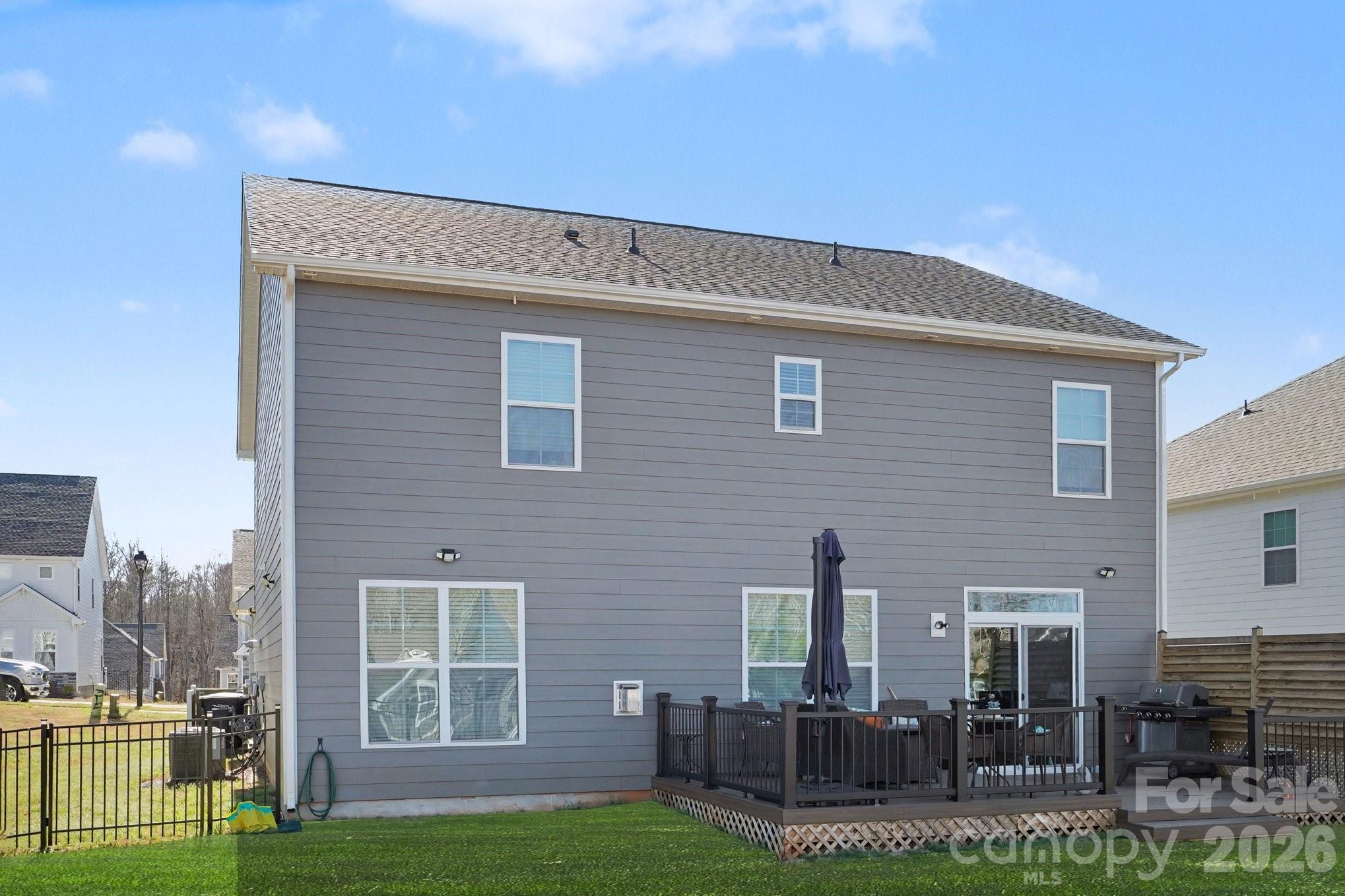 Falls Cove at Lake Norman - Residential