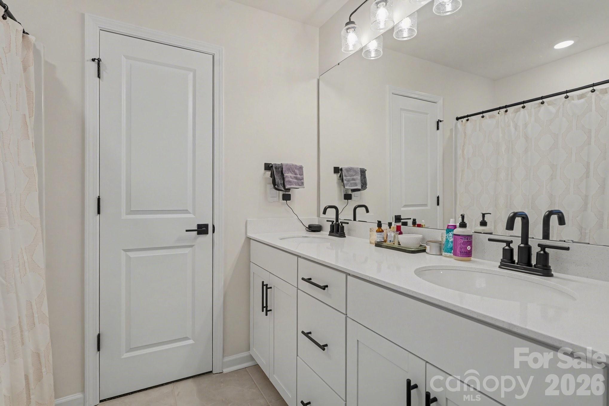 Falls Cove at Lake Norman - Residential