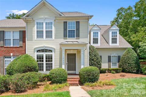 Photo of 14661 Greenpoint Lane, Huntersville, NC 28078 (MLS # 4401890)