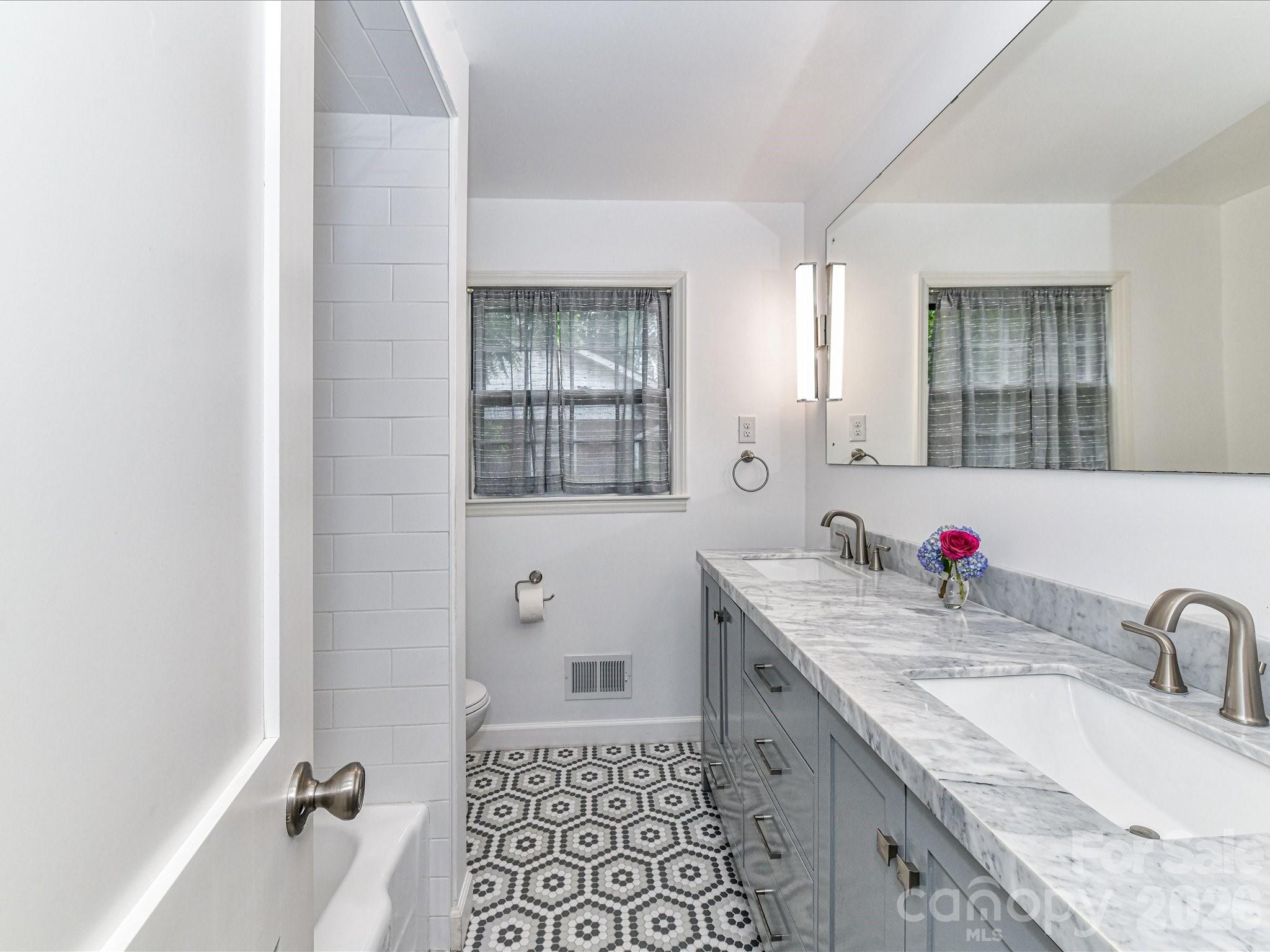 Montclaire - Residential