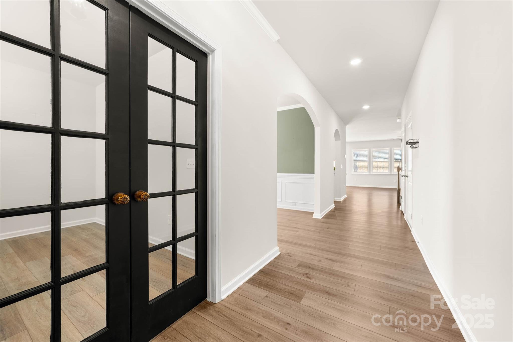 189 Tackle Box Drive