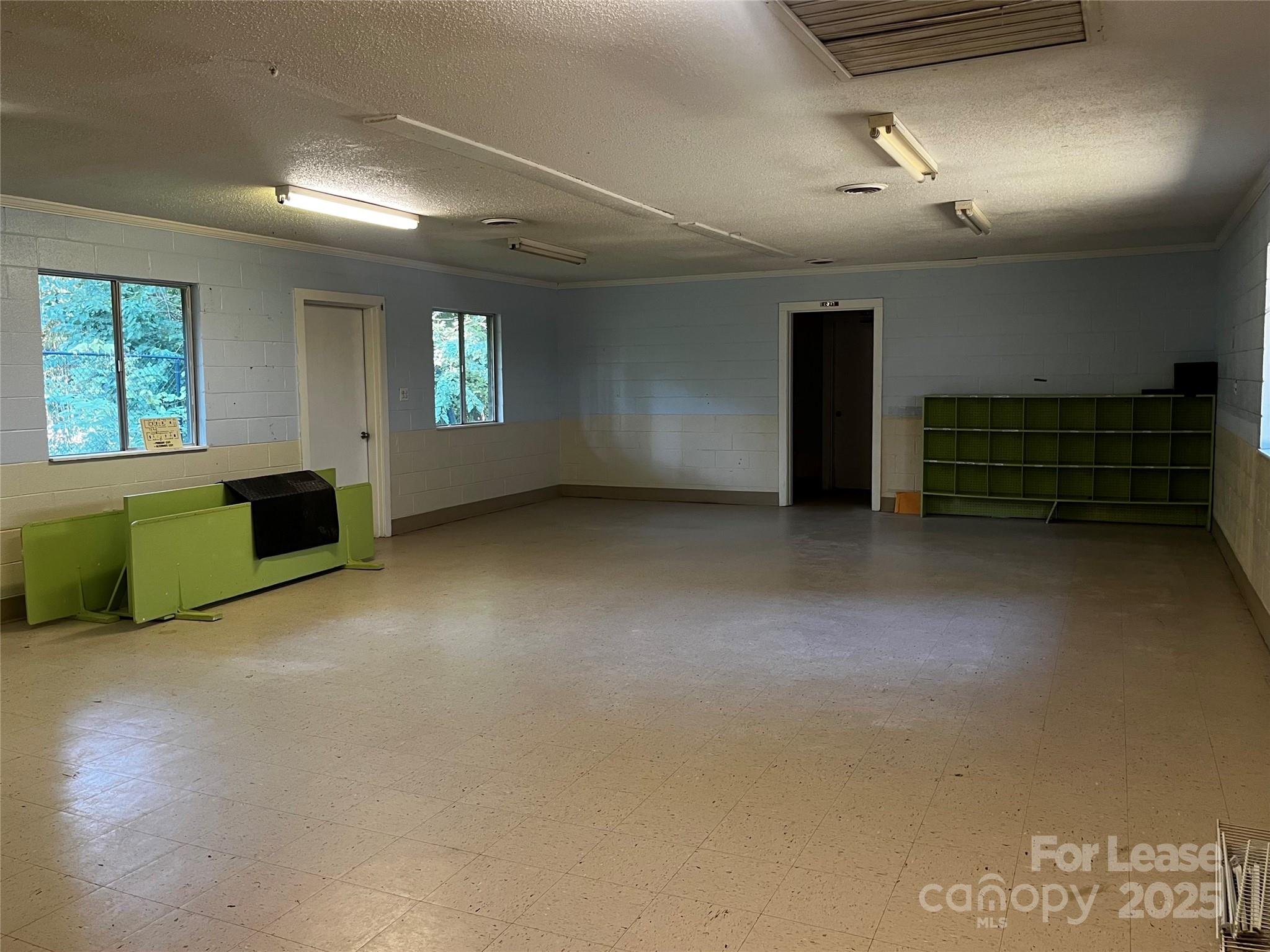 925 NE 5th Street NE 15