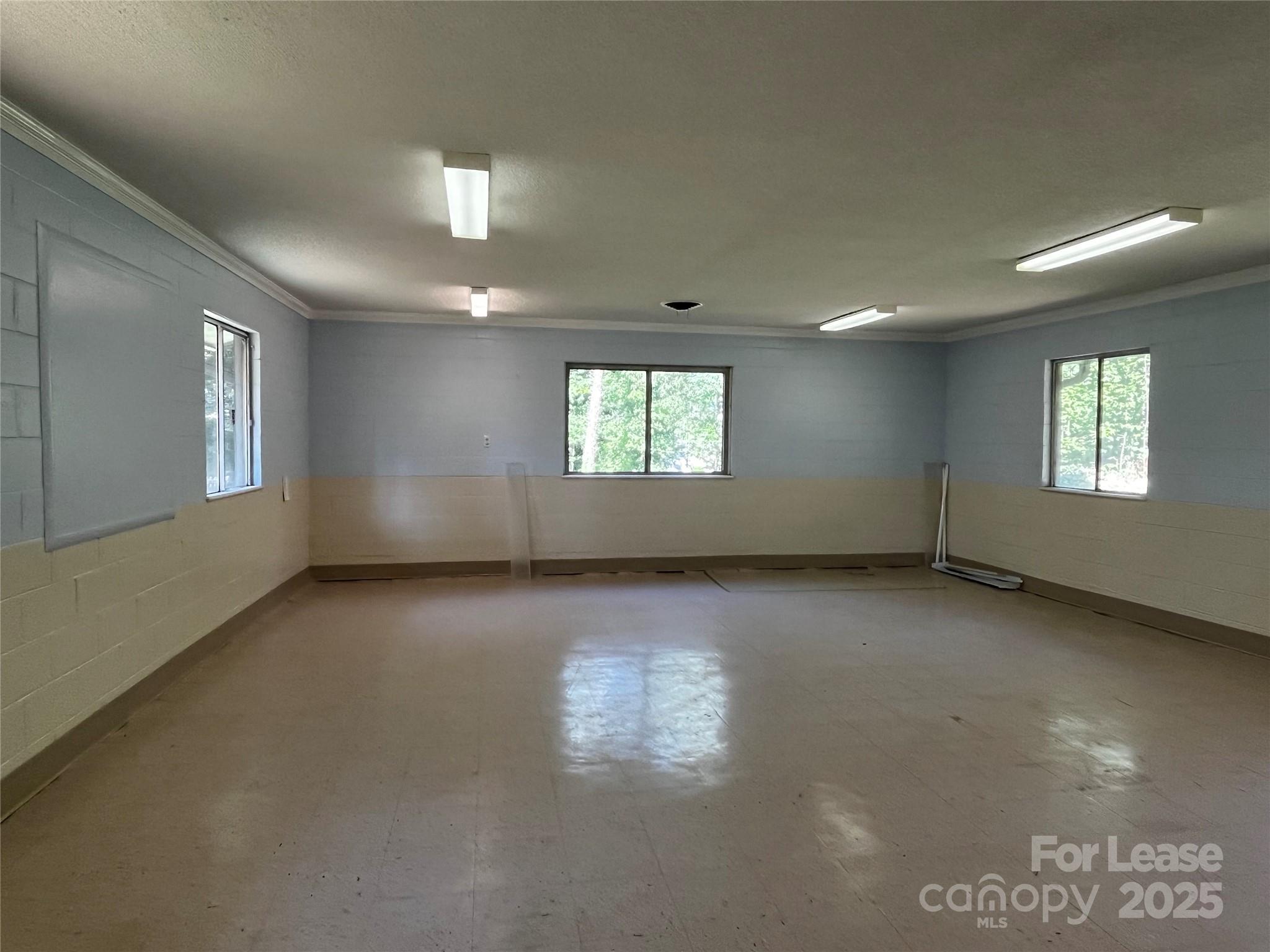 925 NE 5th Street NE 15