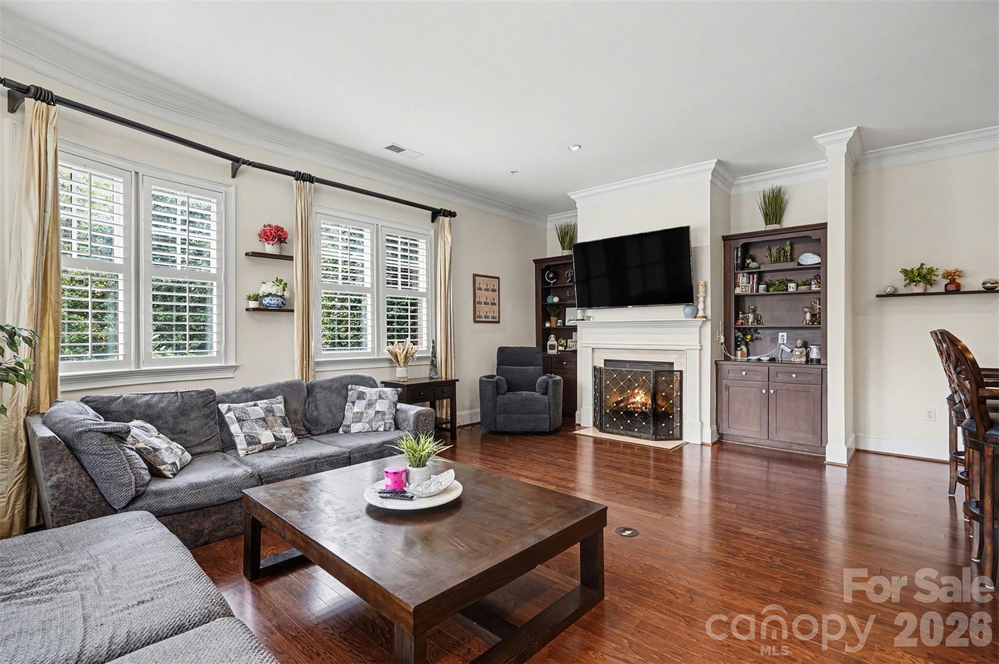 6705 Louisburg Square Lane