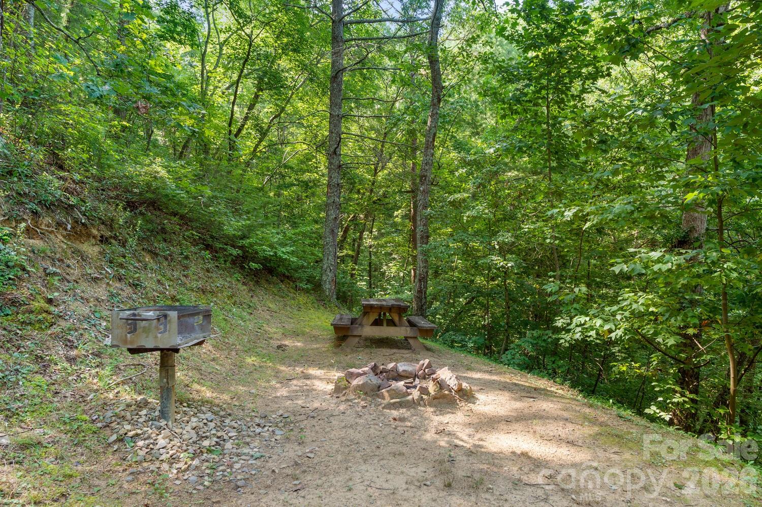 Mountainside Cabins - Residential