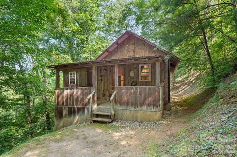 Photo of 286 Rebel Drive, Hot Springs, NC 28743 (MLS # 4364820)