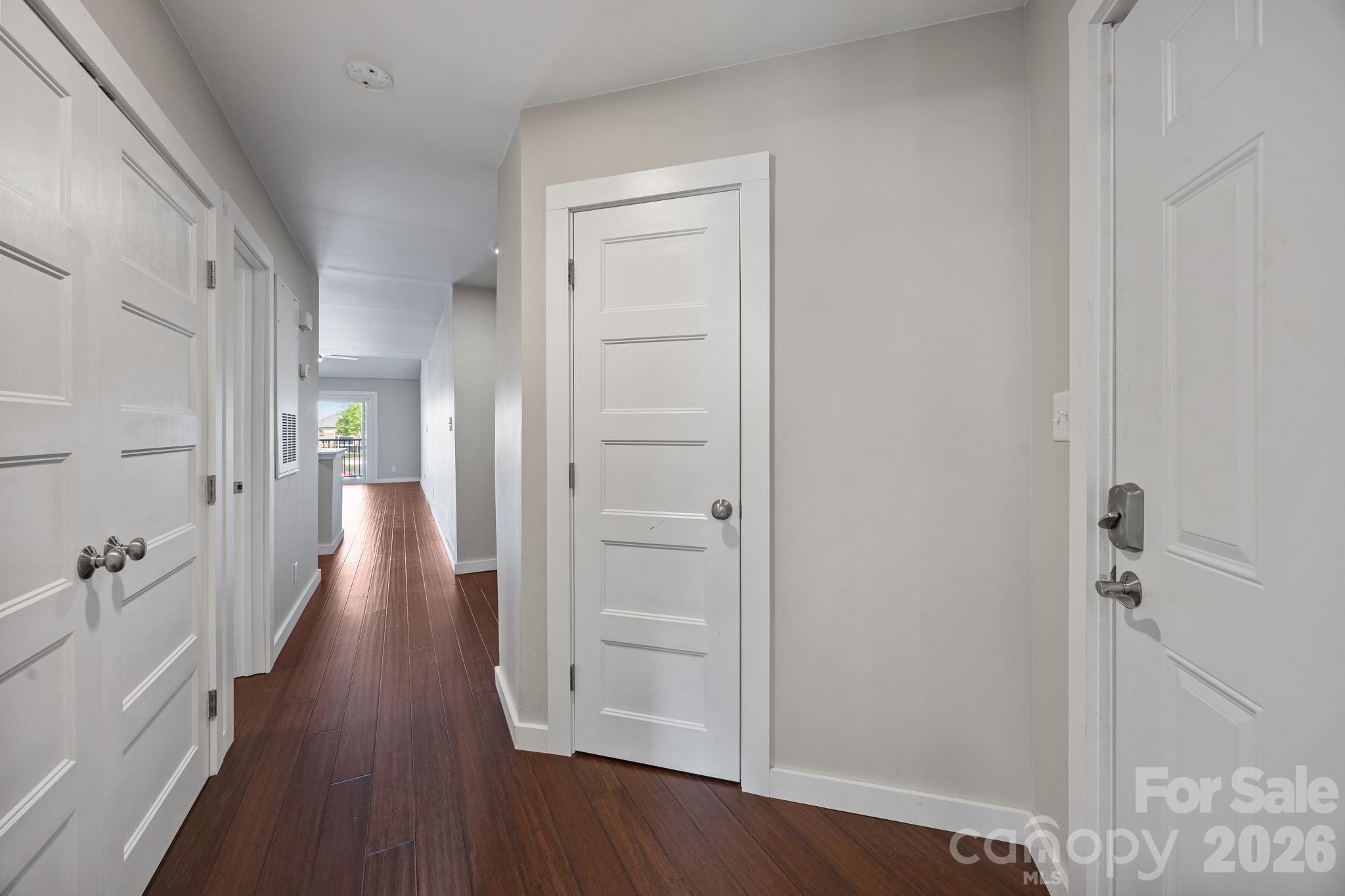 18749 Vineyard Point Lane