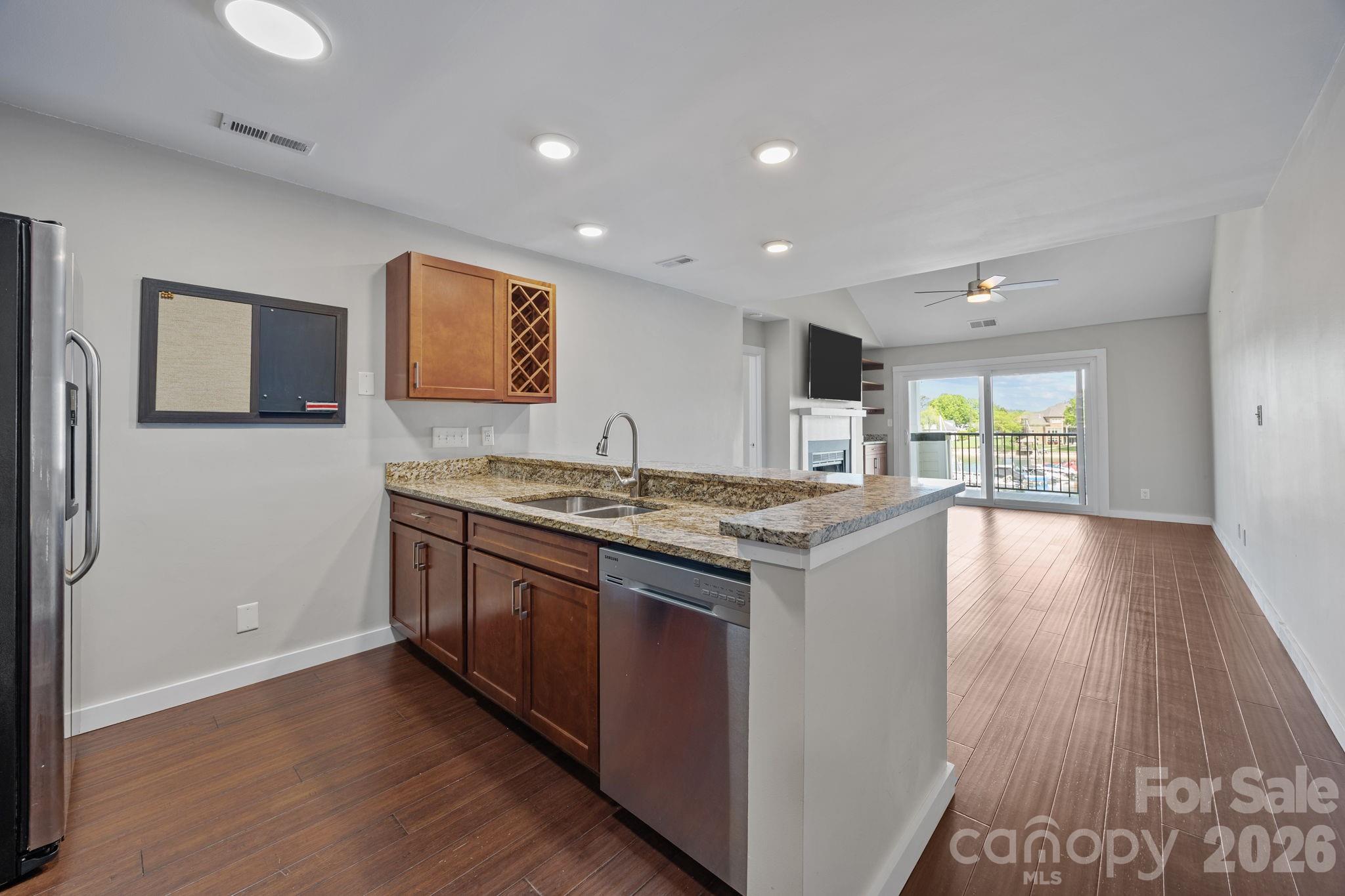 Vineyard Point - Residential